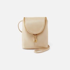 HOBO International Fern in Sandshell